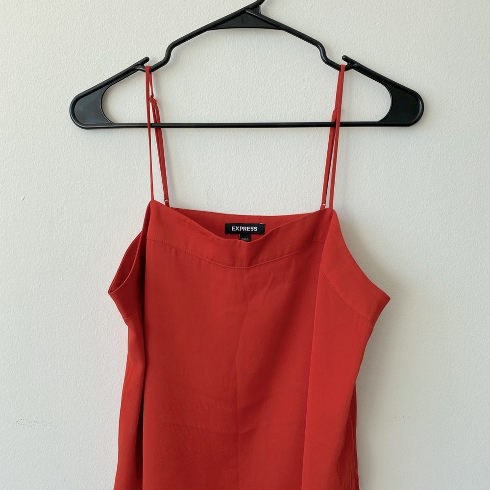Express straight neck tank top